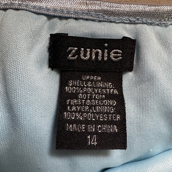 Girls Ballerina Dress in Baby Blue with Gold Sequins, double tulle skirt - Picture 15 of 15